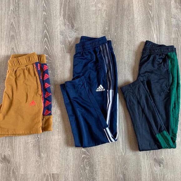 Adidas Lot--Men's Medium - Picture 1 of 16